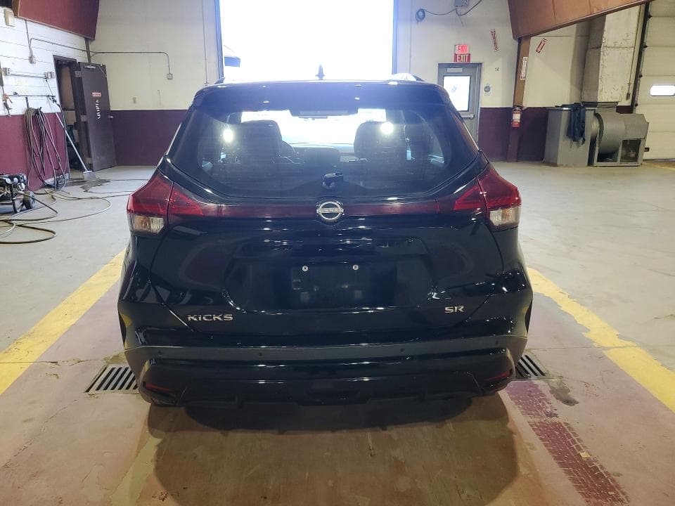 2022 NISSAN KICKS SR 6