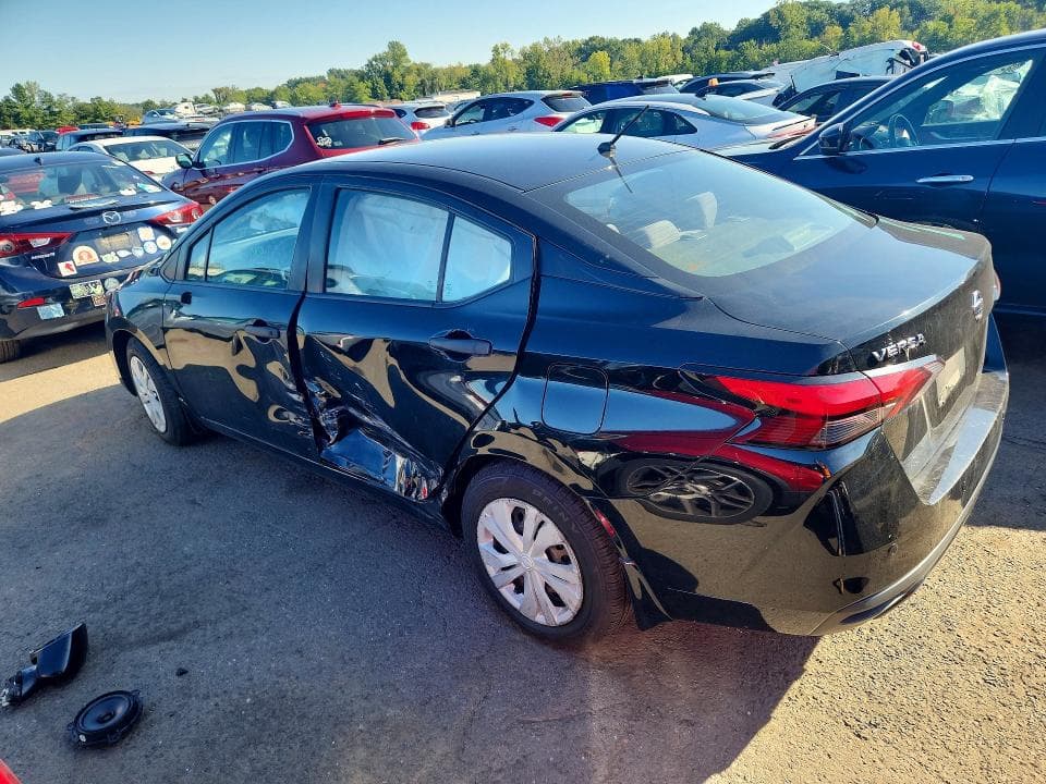 2022 NISSAN VERSA S 2