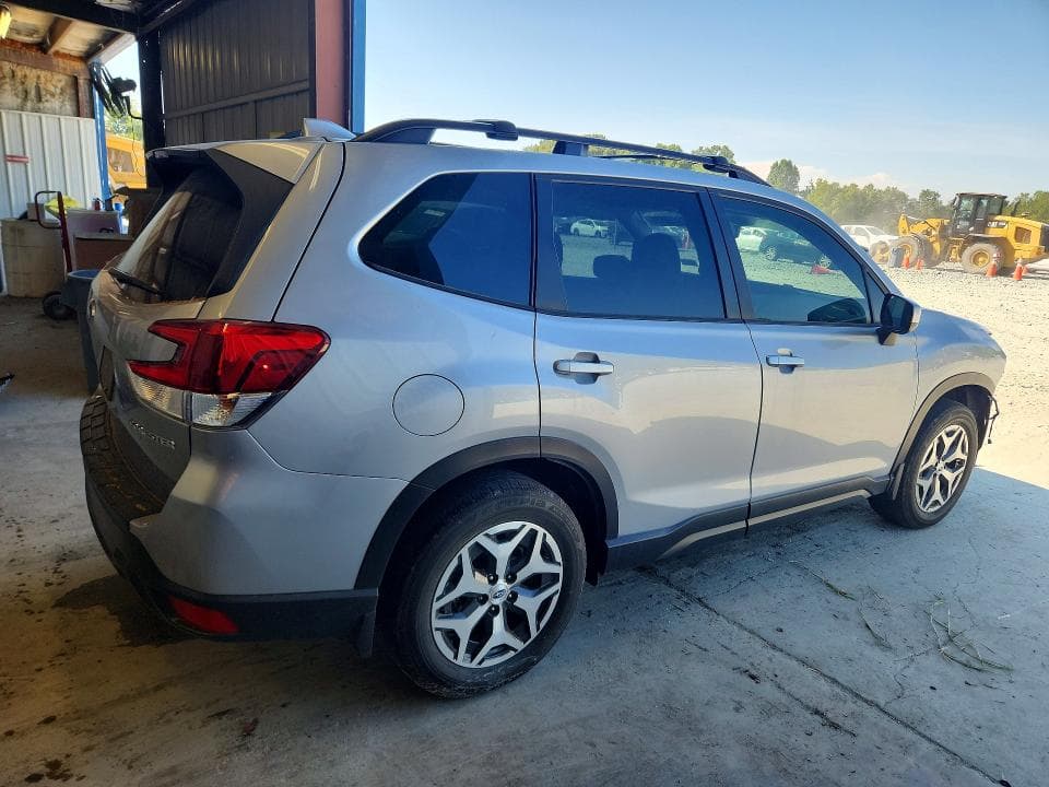 2021 SUBARU FORESTER PREMIUM 3