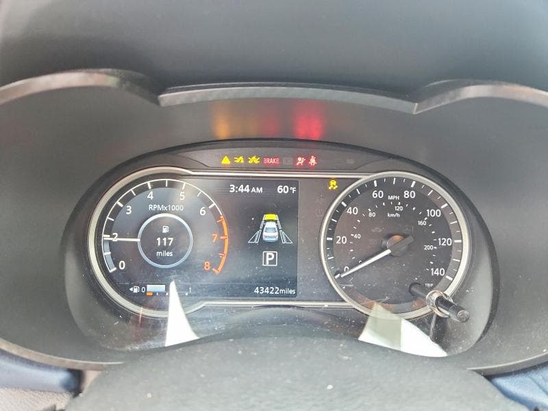2024 NISSAN VERSA SV 9