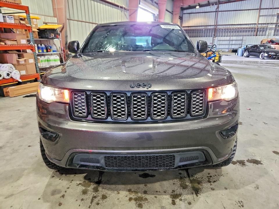 2018 JEEP GRAND CHEROKEE LAREDO 5