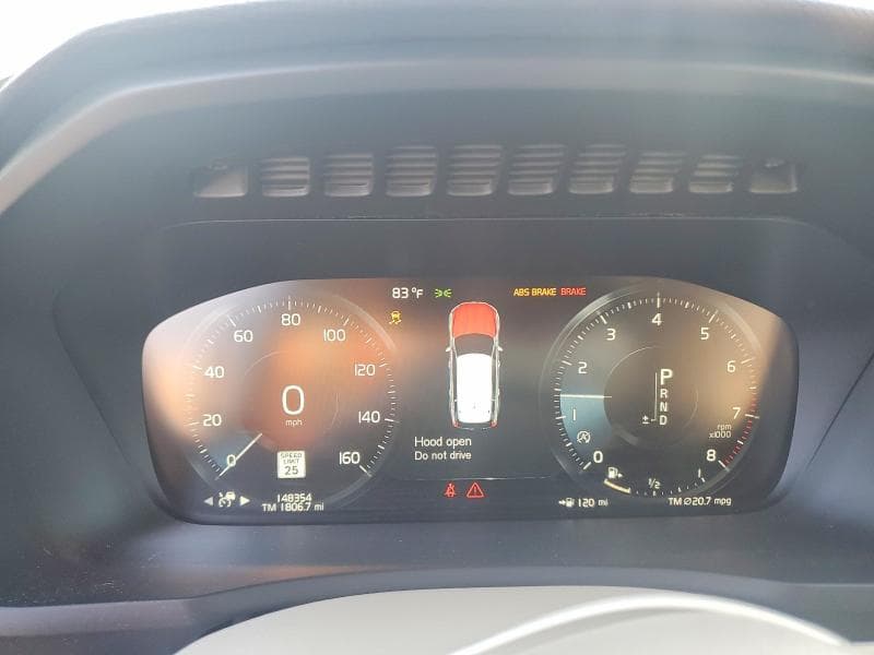 2018 VOLVO XC90 T5 9