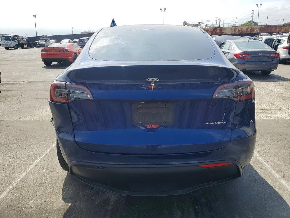 2023 TESLA MODEL Y 6