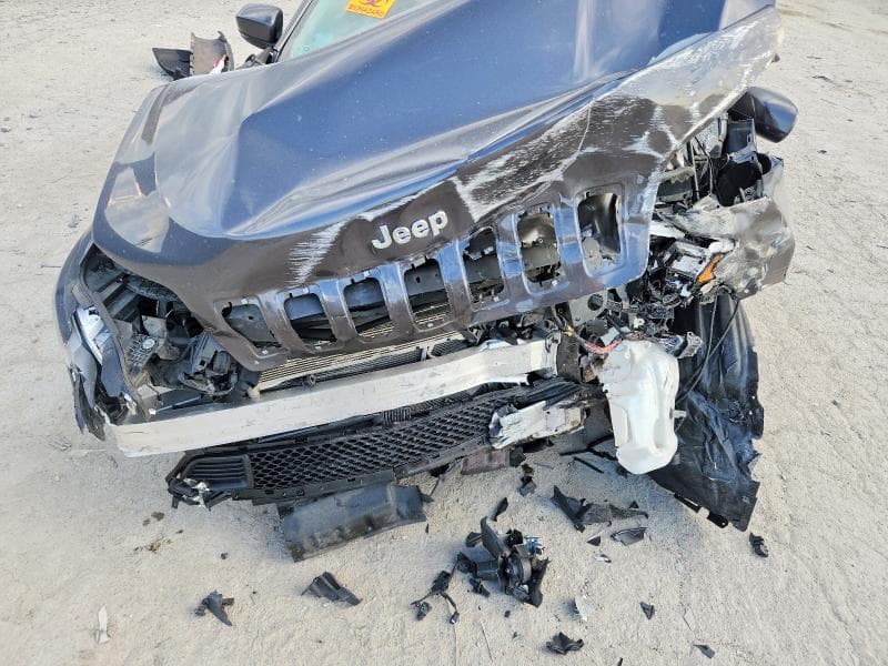 2019 JEEP CHEROKEE LATITUDE PLUS 12