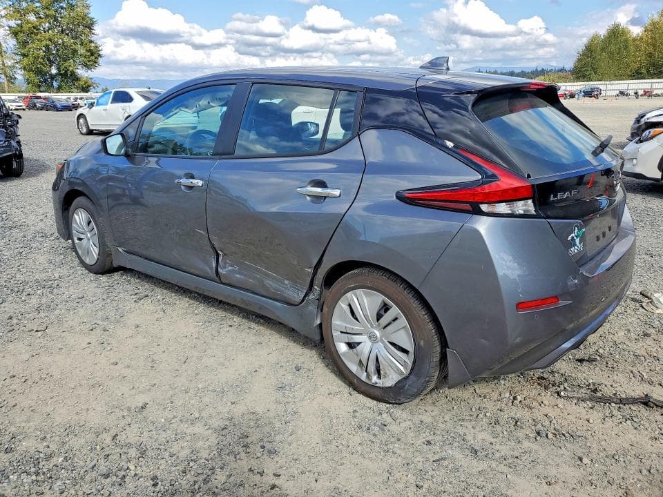 2024 NISSAN LEAF S 2