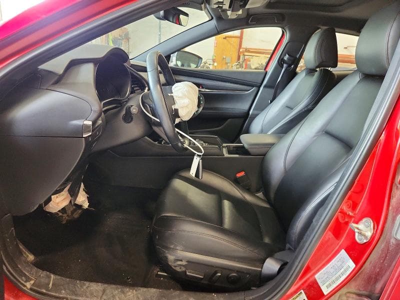 2021 MAZDA 3 7