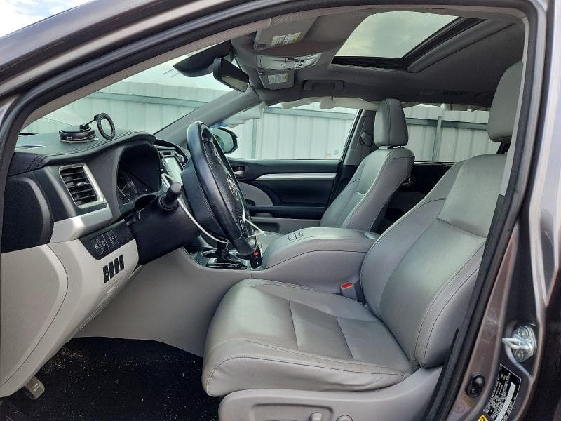 2018 TOYOTA HIGHLANDER XLE 7