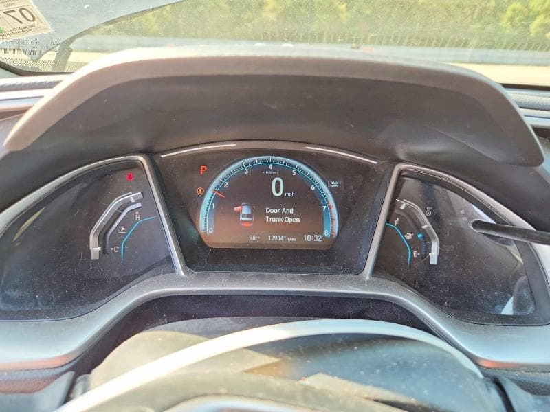 2017 HONDA CIVIC EX 9