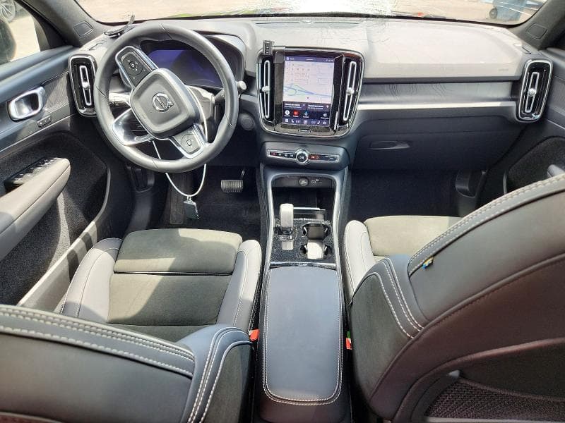 2023 VOLVO C40 RECHARGE PLUS 8