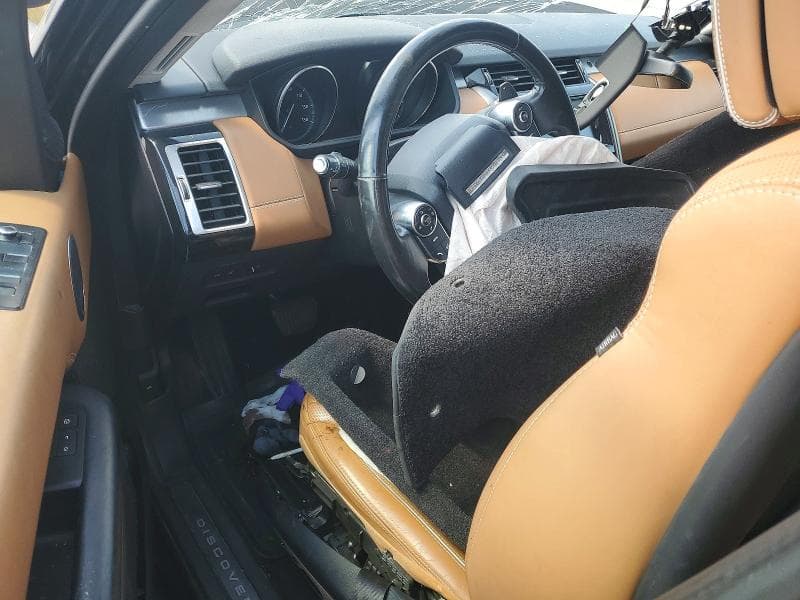 2017 LAND ROVER DISCOVERY FIRST EDITION 8