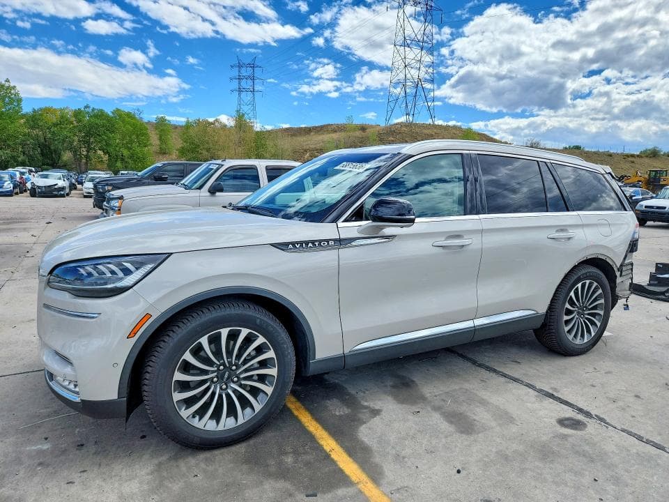 2021 LINCOLN AVIATOR RESERVE - 1