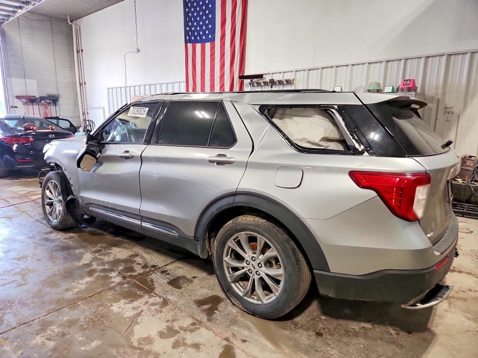 2020 FORD EXPLORER XLT 2