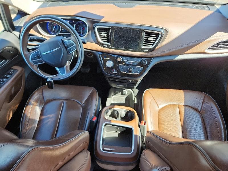 2017 CHRYSLER PACIFICA LIMITED 8