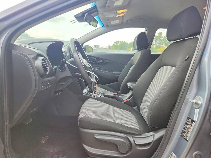 2021 HYUNDAI KONA SE 7