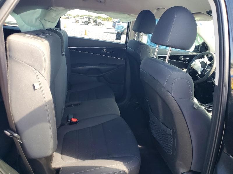2019 KIA SORENTO L 10