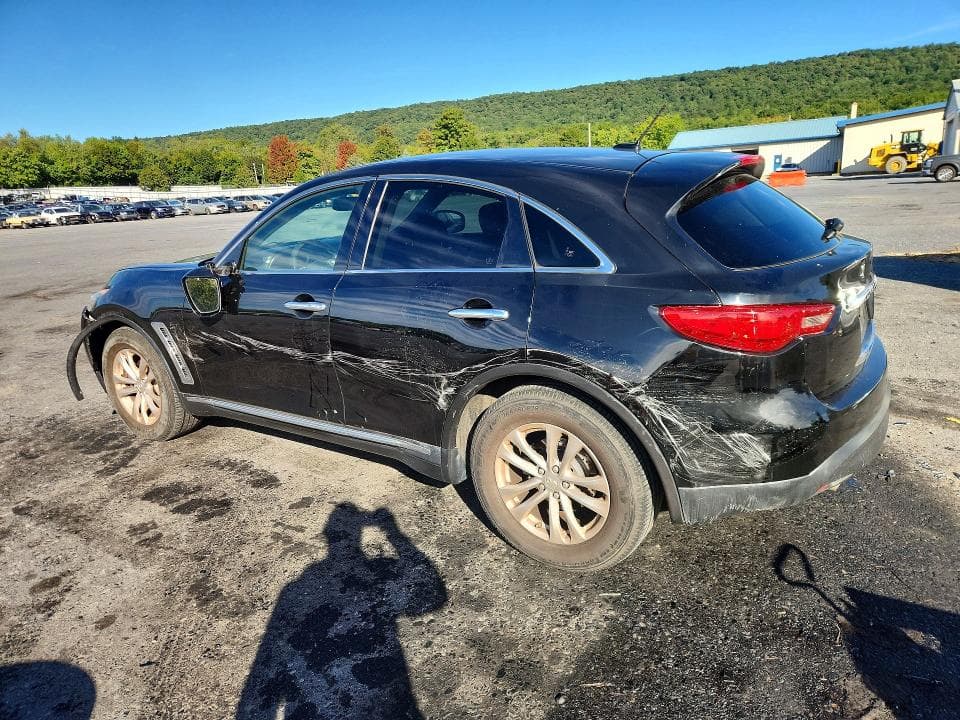 2017 INFINITI QX70 BASE 2