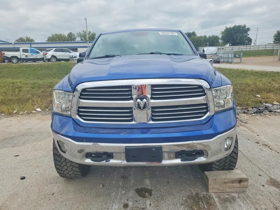 2017 RAM 1500 SLT 5
