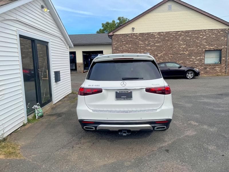 2024 MERCEDES-BENZ GLS 450 4MATIC 8
