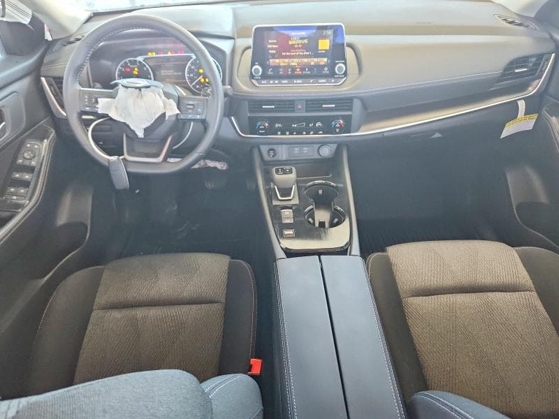 2025 NISSAN ROGUE SV 8