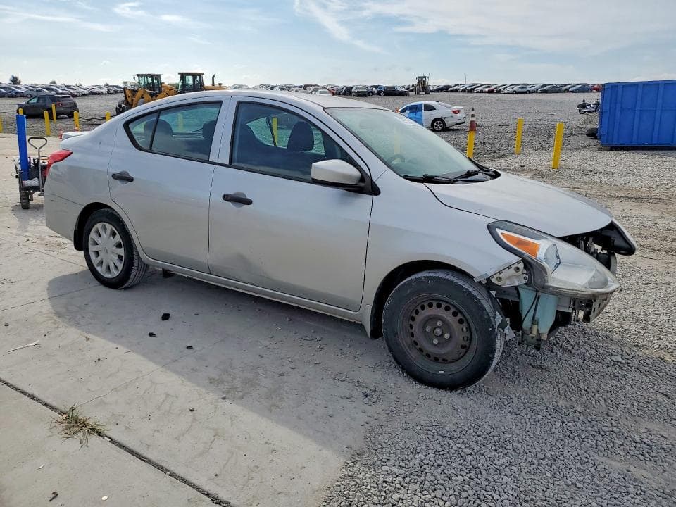 2018 NISSAN VERSA S PLUS 4