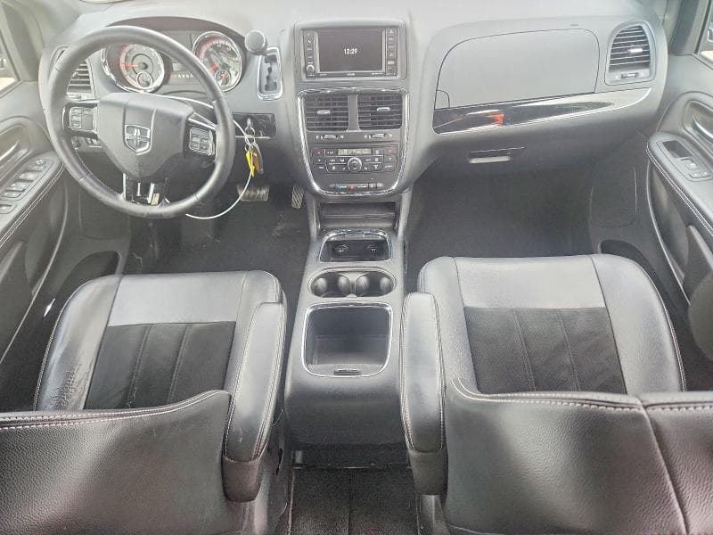 2017 DODGE GRAND CARAVAN SXT 8