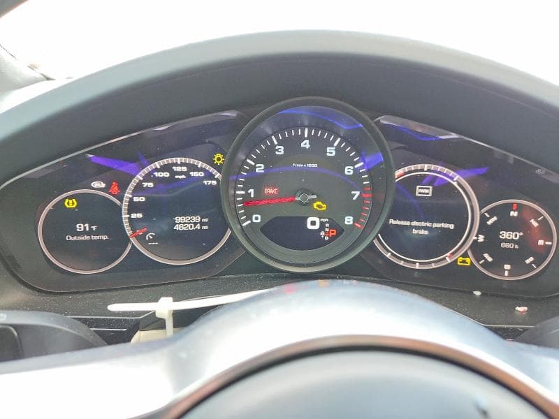 2020 PORSCHE CAYENNE 9