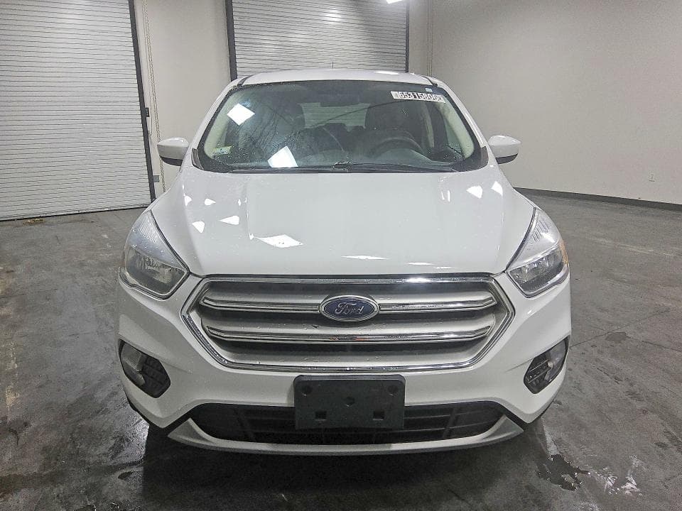 2017 FORD ESCAPE SE 5