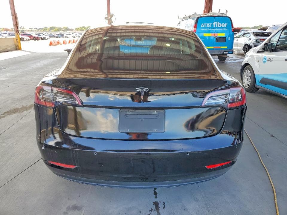 2022 TESLA MODEL 3 6