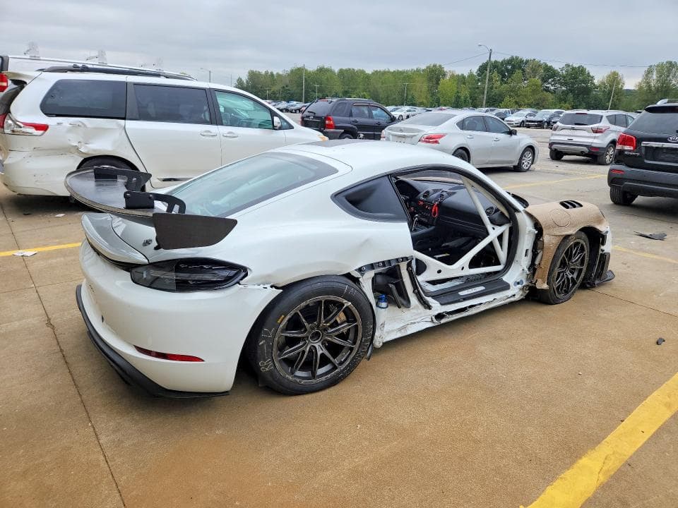 2024 PORSCHE CAYMAN GT4 3