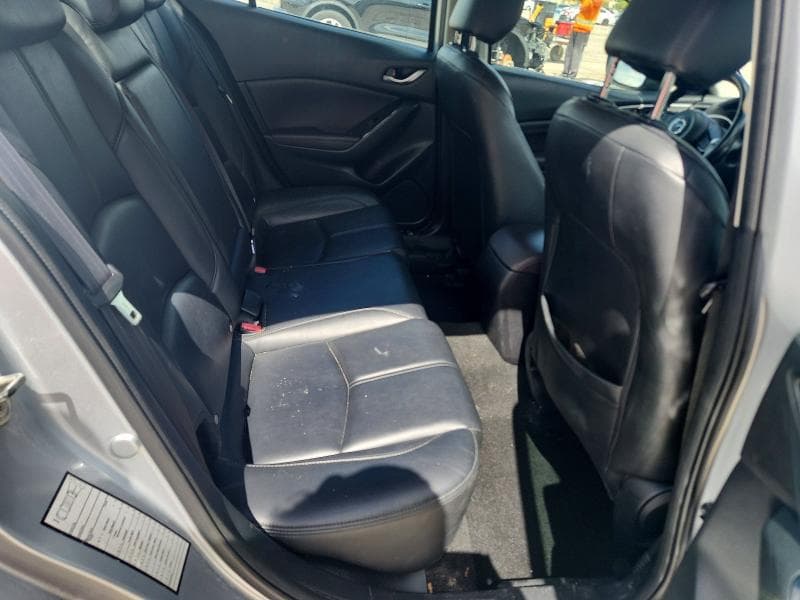 2018 MAZDA 3 TOURING 10