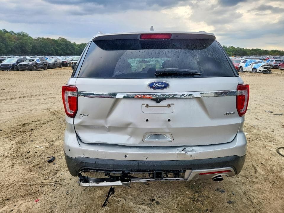 2017 FORD EXPLORER XLT 6
