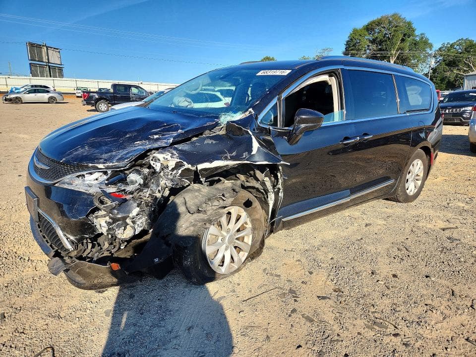 2018 CHRYSLER PACIFICA - 1