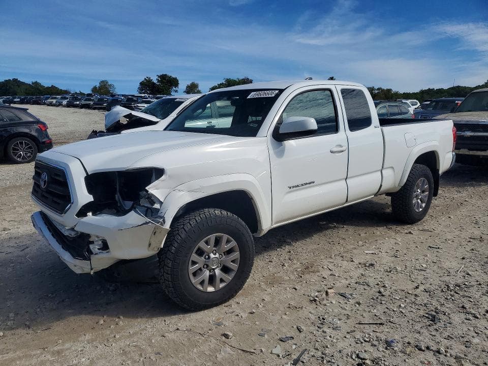 2017 TOYOTA TACOMA SR5 V6