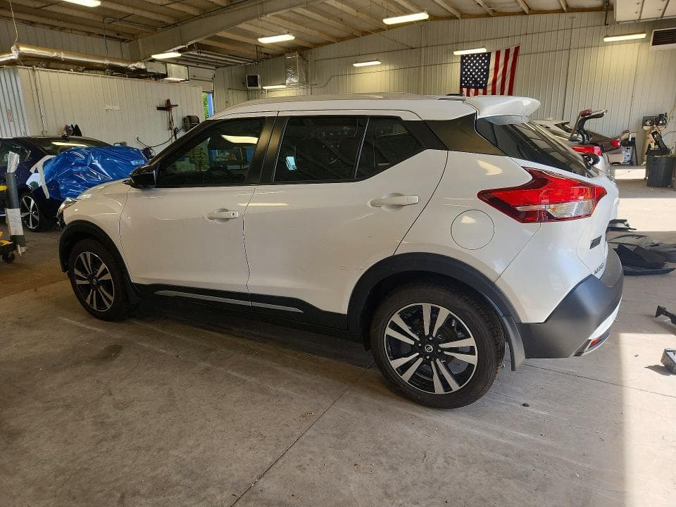 2019 NISSAN KICKS SR 2