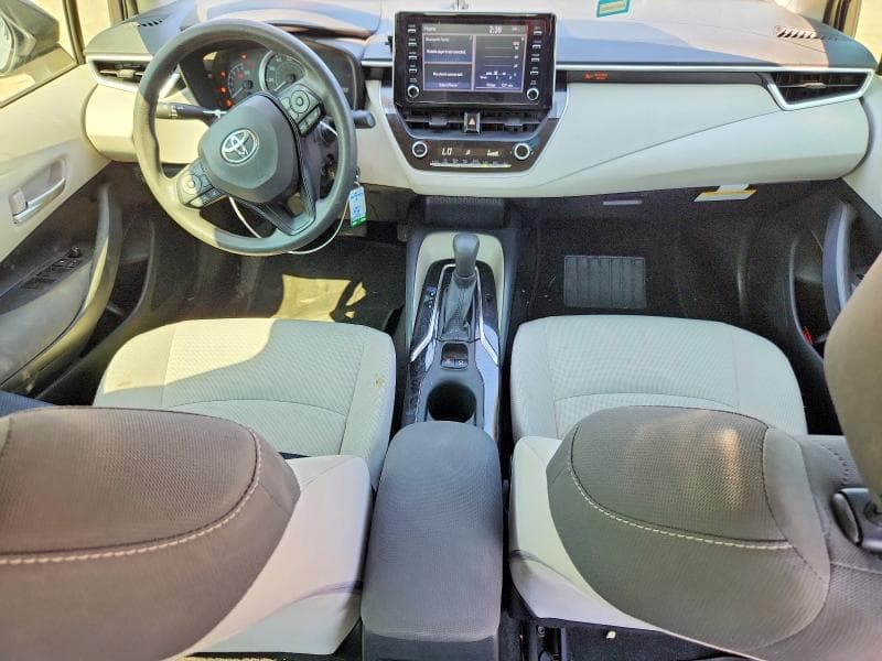 2020 TOYOTA COROLLA LE 8