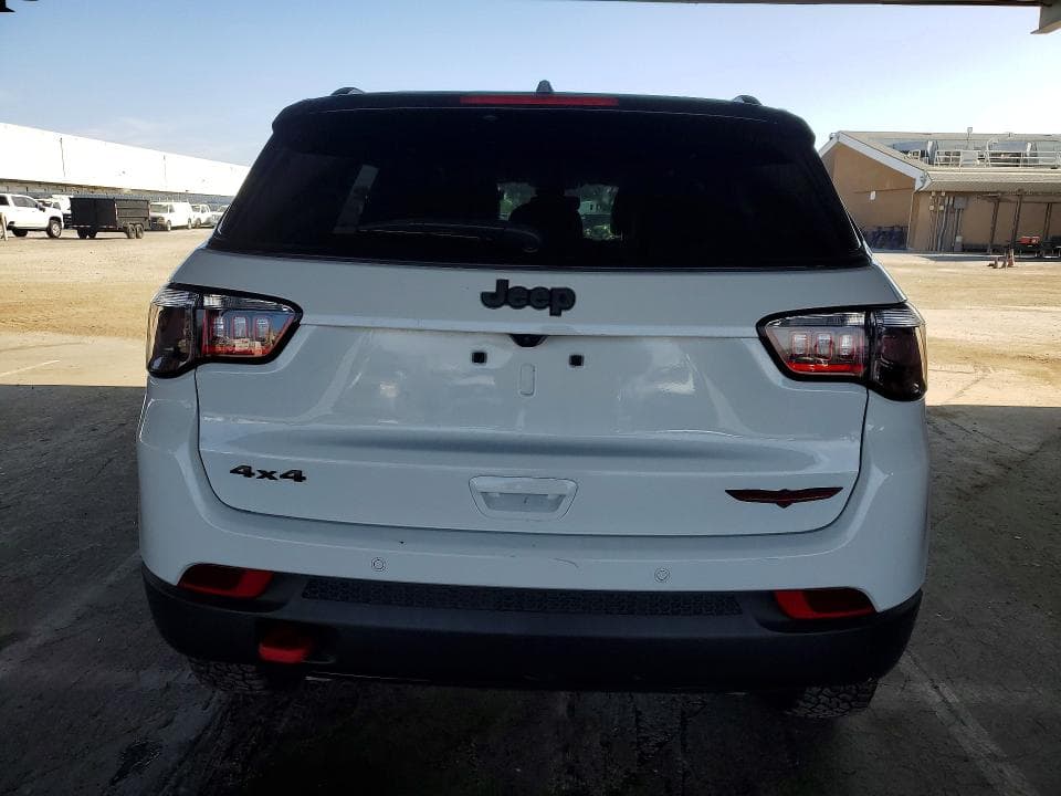 2025 JEEP COMPASS TRAILHAWK 6