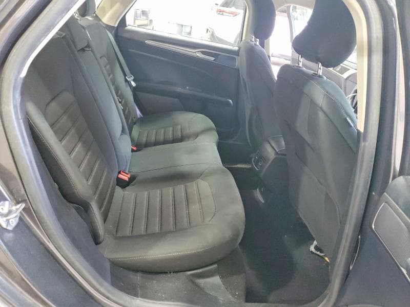 2019 FORD FUSION SE 10