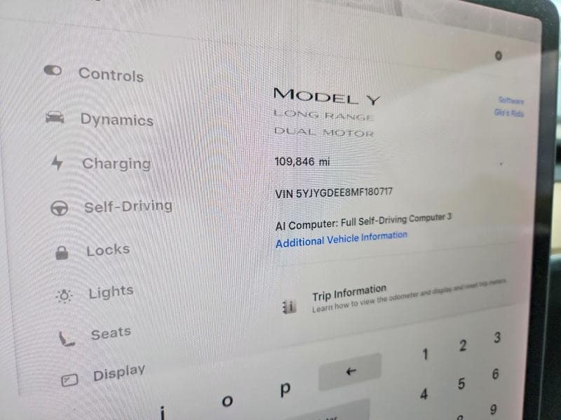 2021 TESLA MODEL Y 9