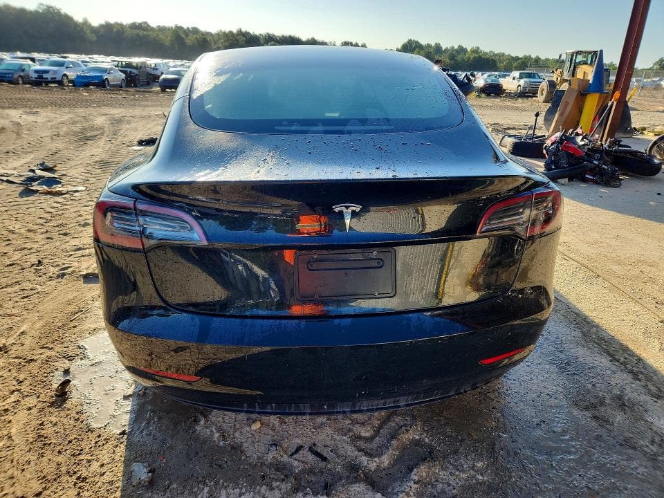2022 TESLA MODEL 3 6