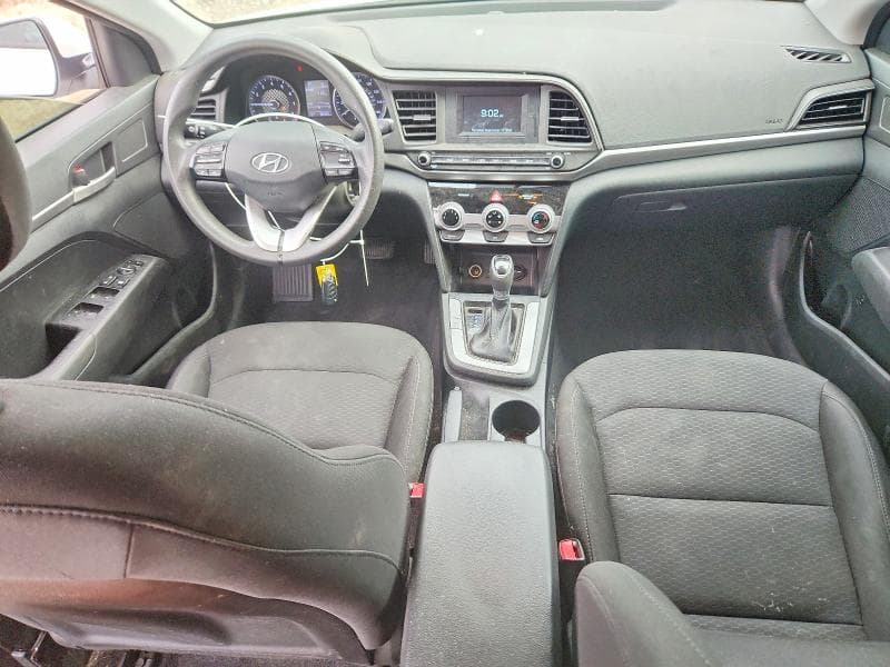2019 HYUNDAI ELANTRA SE 8