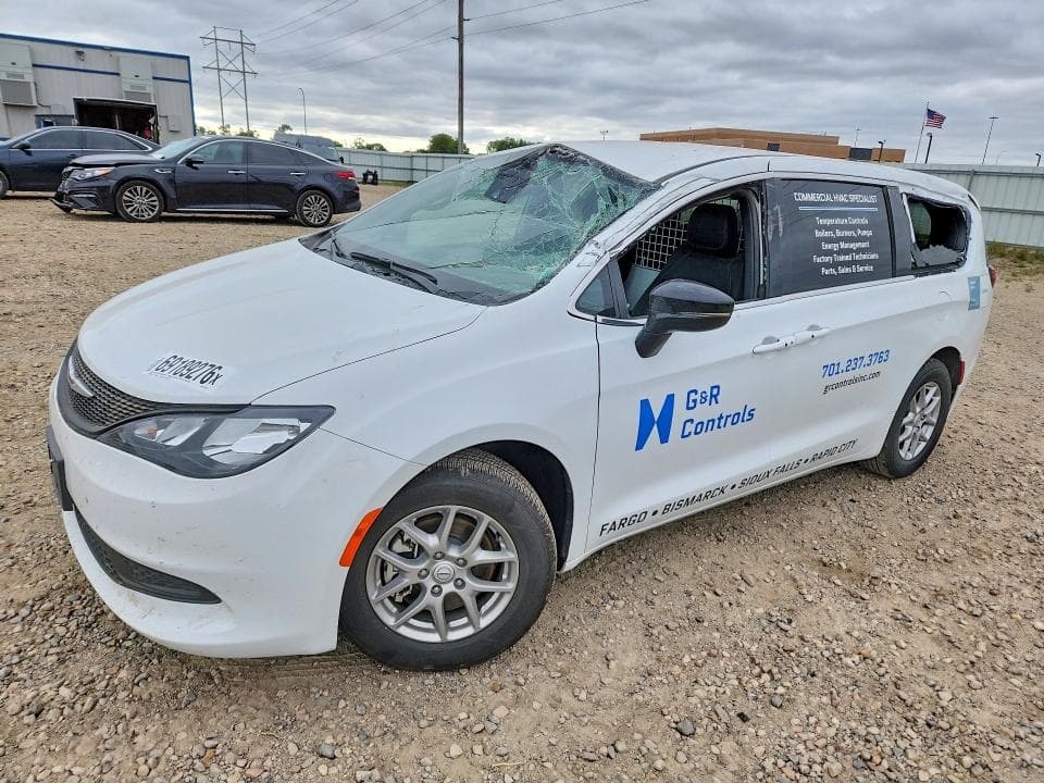 2026 CHRYSLER VOYAGER LX - 1