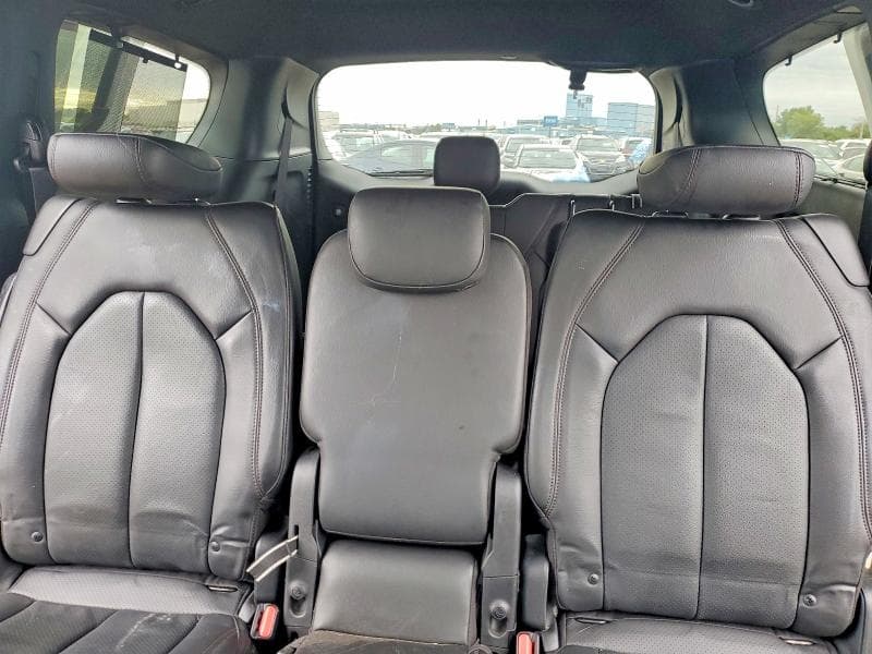 2020 CHRYSLER PACIFICA TOURING L 10