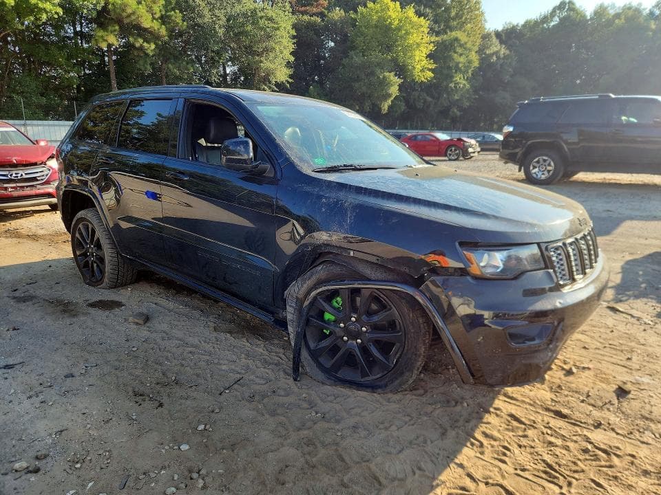 2017 JEEP GRAND CHEROKEE LAREDO 4