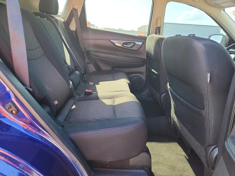 2018 NISSAN ROGUE SV 11
