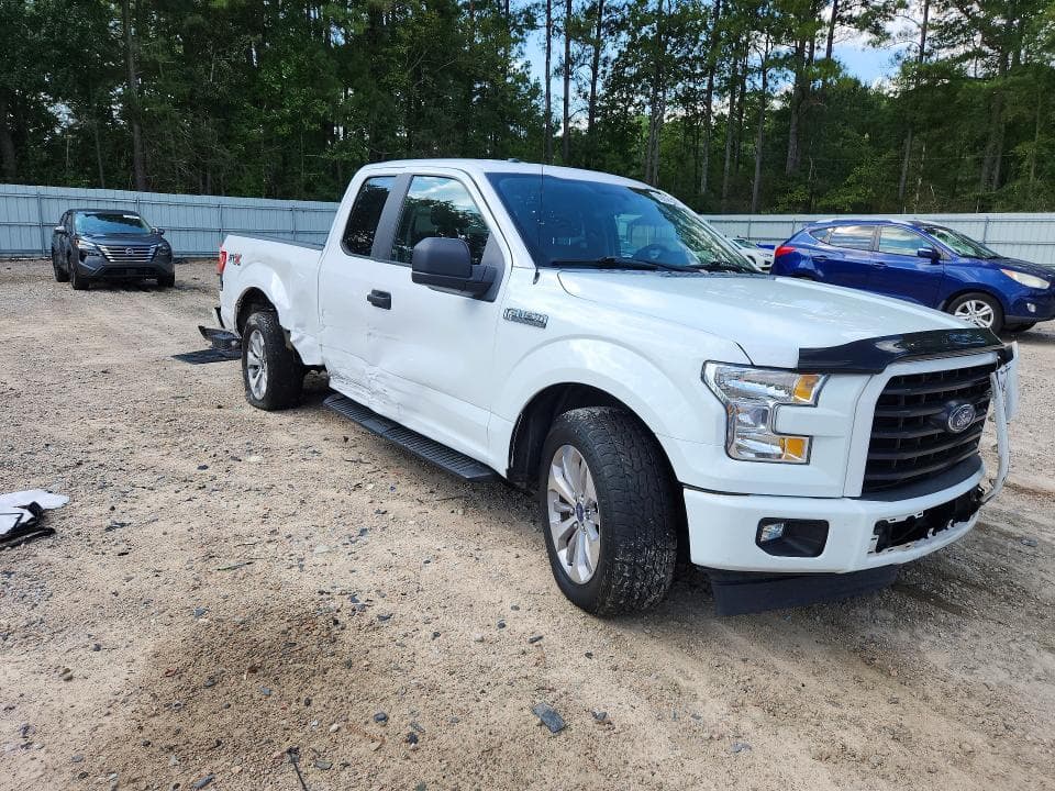 2017 FORD F150 SUPER CAB 4