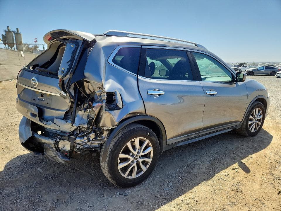 2018 NISSAN ROGUE SV 3