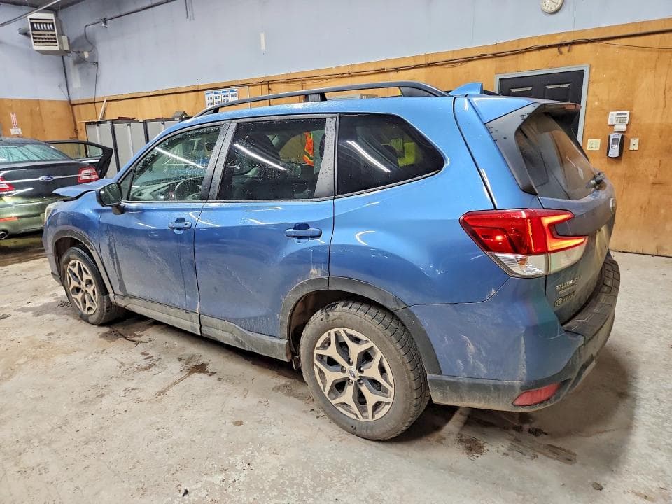 2020 SUBARU FORESTER PREMIUM 2