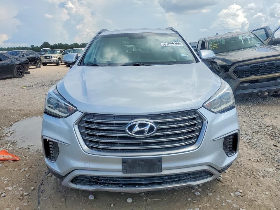 2018 HYUNDAI SANTA FE SE 5