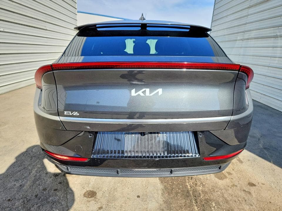 2023 KIA EV6 WIND 6