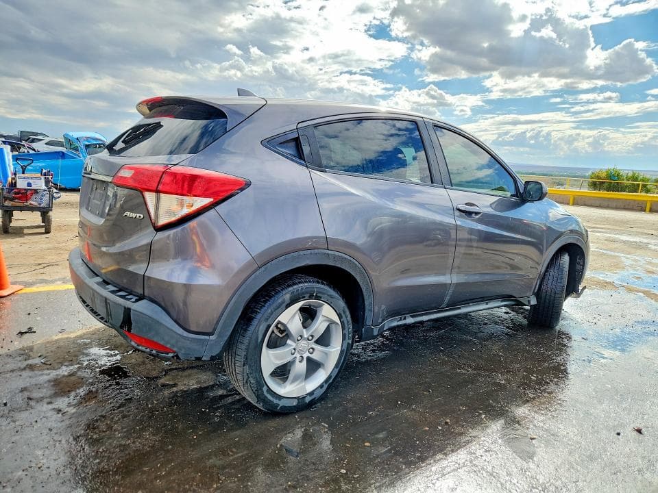 2019 HONDA HR-V LX 3